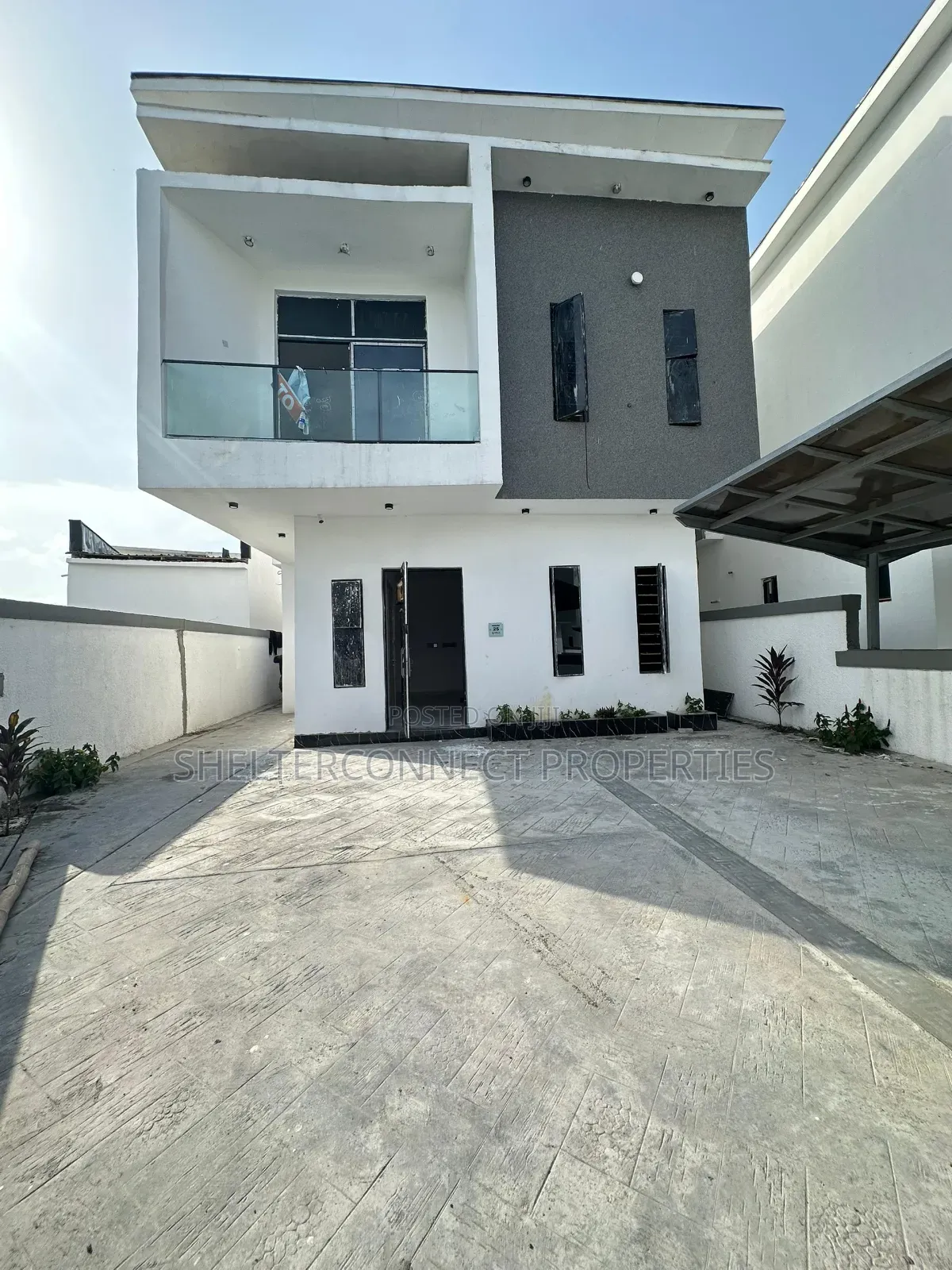 4bdrm Duplex in Lekki Expressway for rent