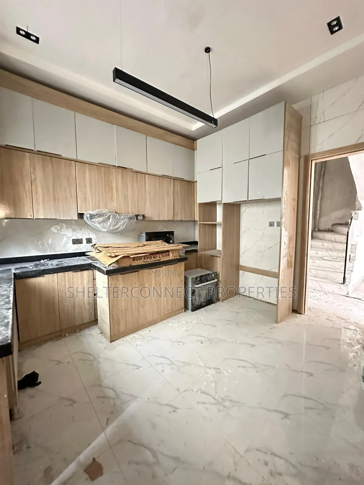 4bdrm Duplex in Lekki Expressway for rent