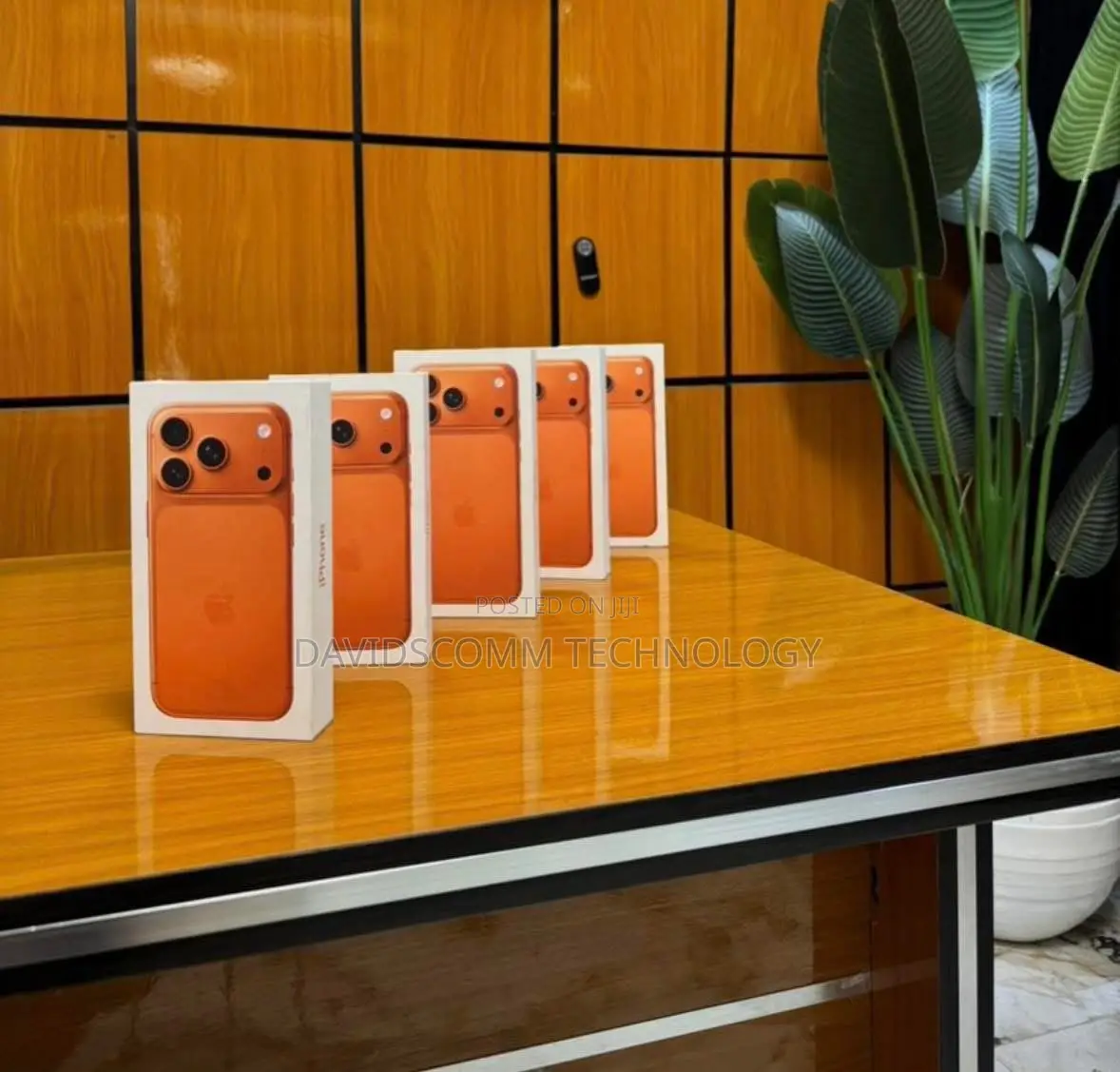 New Apple iPhone 17 Pro Max 256 GB Orange