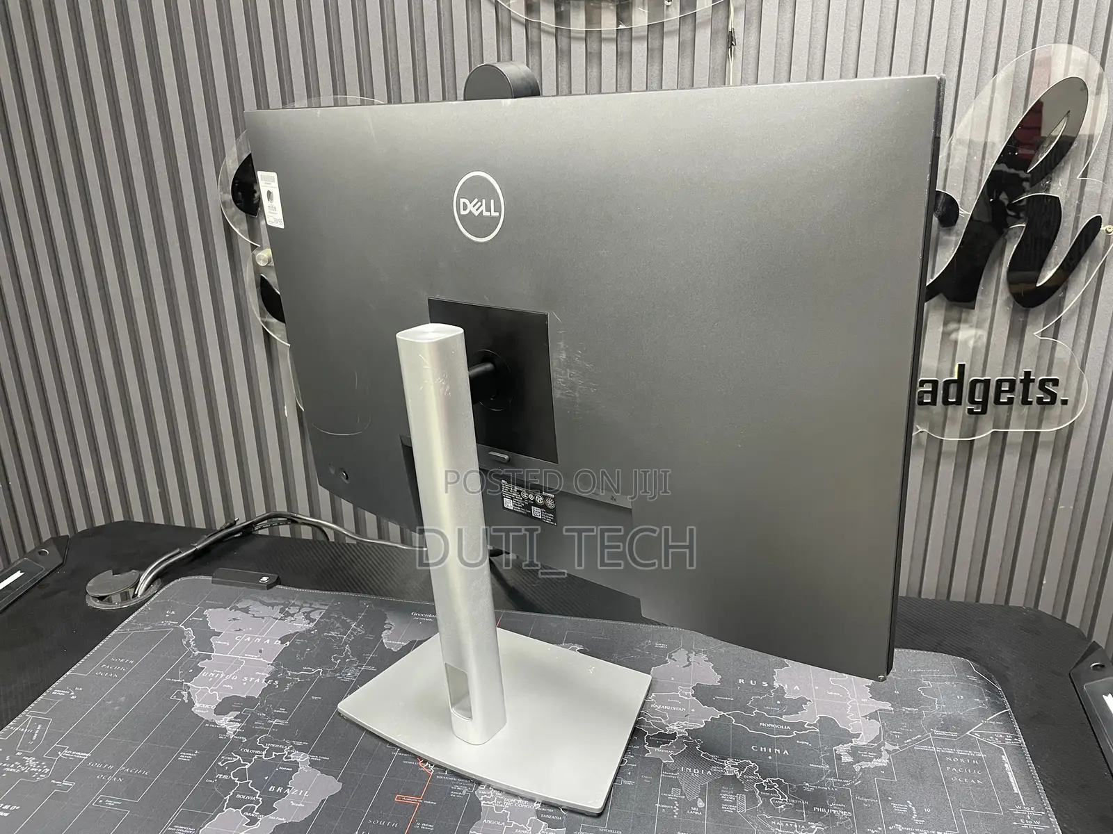 Dell P2724deb 27-Inch Ips QHD (2560×1440) Monitor