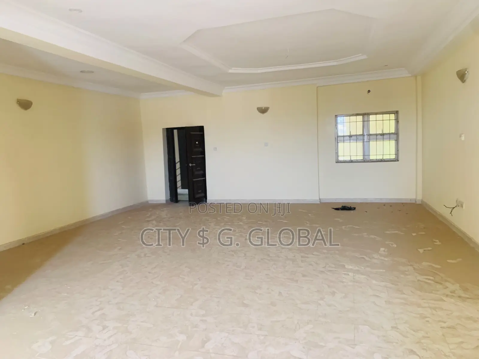 A Standard. Space for Lease in Lifecamp Junction
