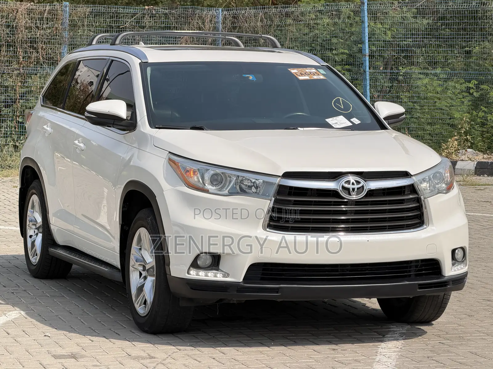 Toyota Highlander Limited 4dr SUV (3.5L 6cyl 6A) 2014 White