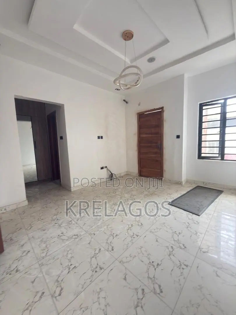 4bdrm Duplex in Orchid, Chevron for rent