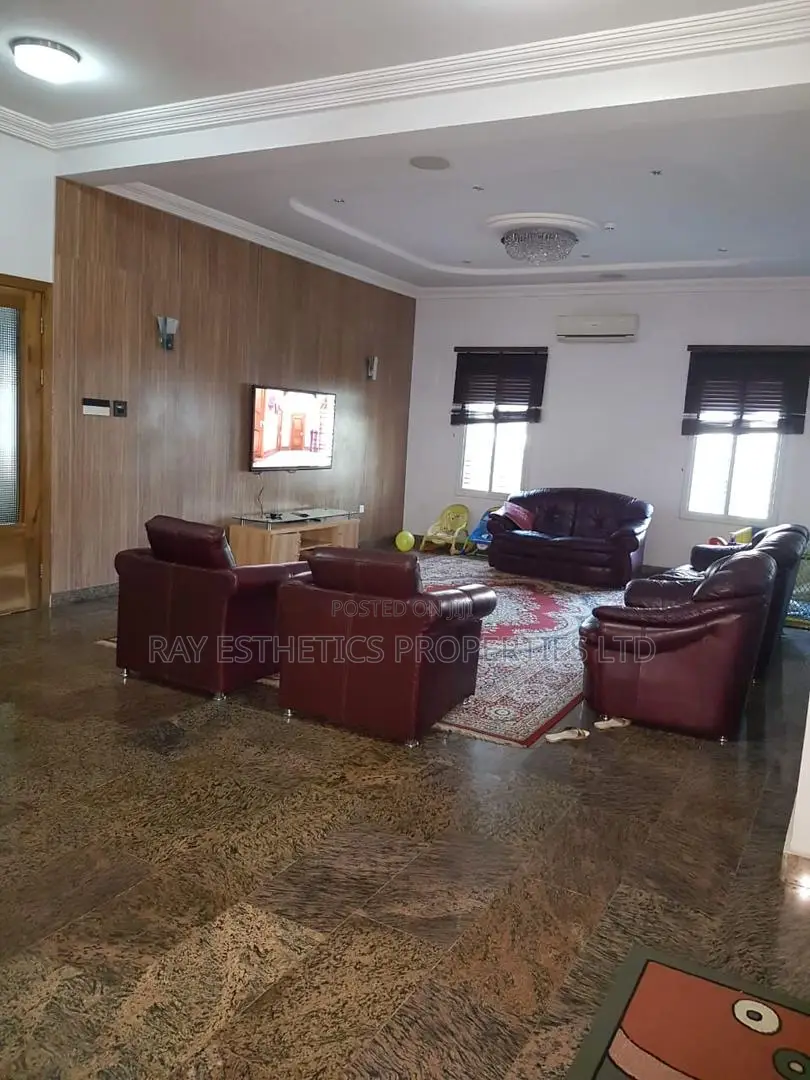 Furnished 5bdrm Duplex in Lekki Phase 1 for sale
