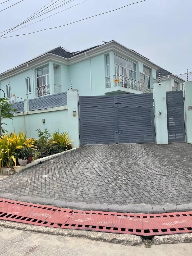 Furnished 5bdrm Duplex in Lekki Phase 1 for sale