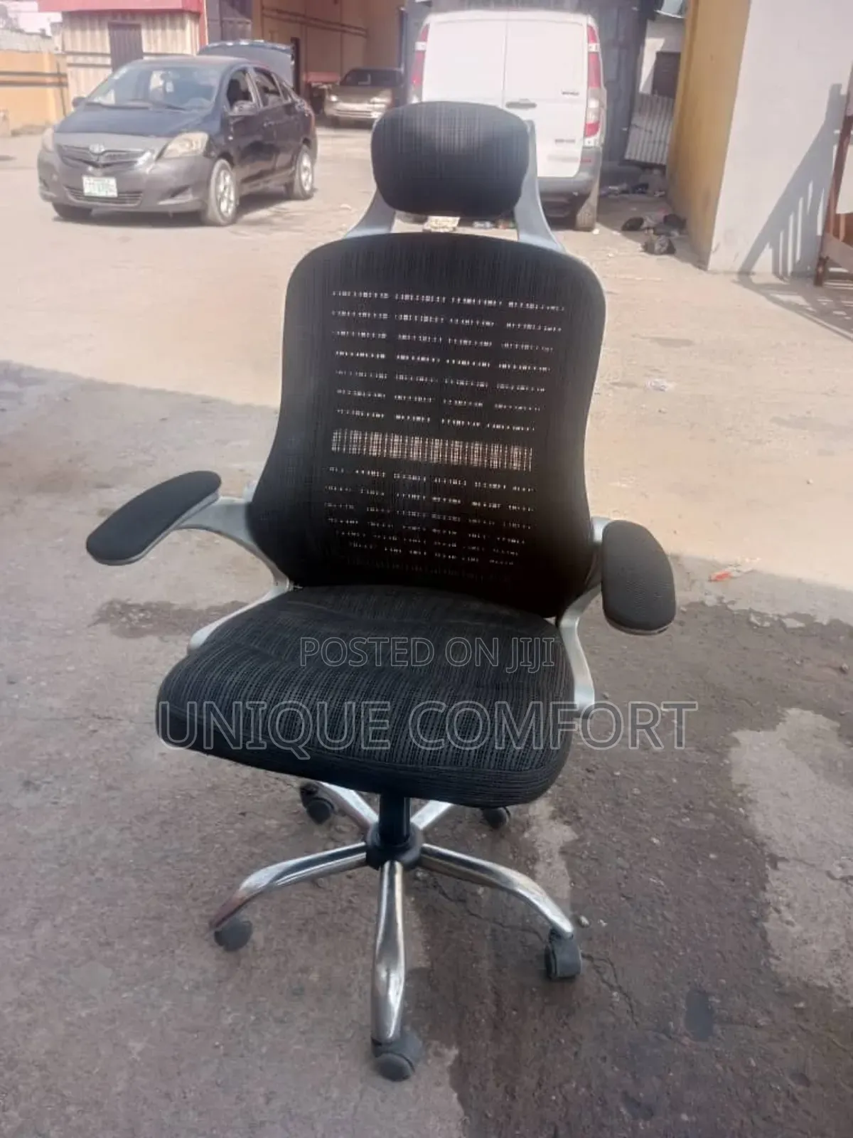 Imported Executive Office Chair With Headrest
