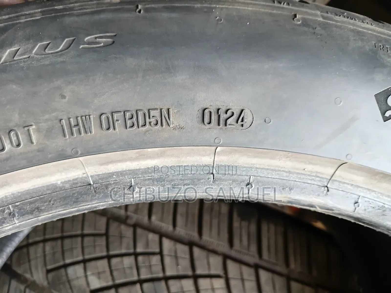 295/40r21 Continental