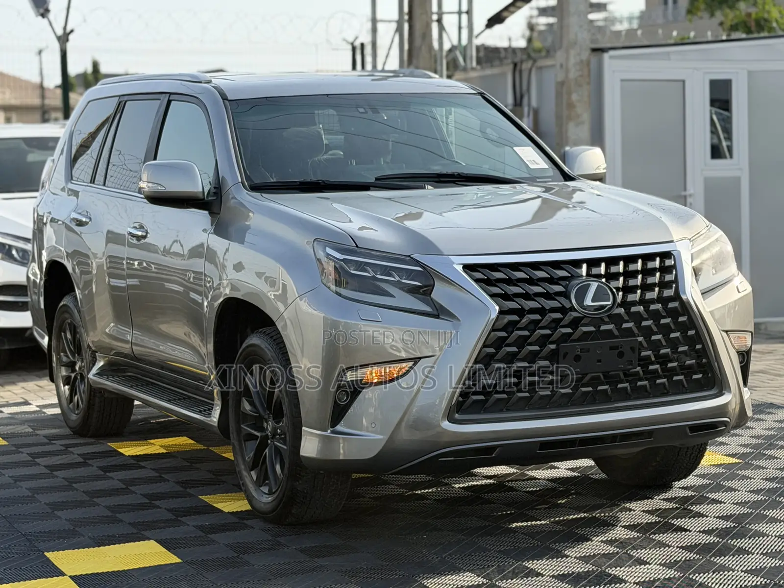 Lexus GX 460 AWD 2022 Gold
