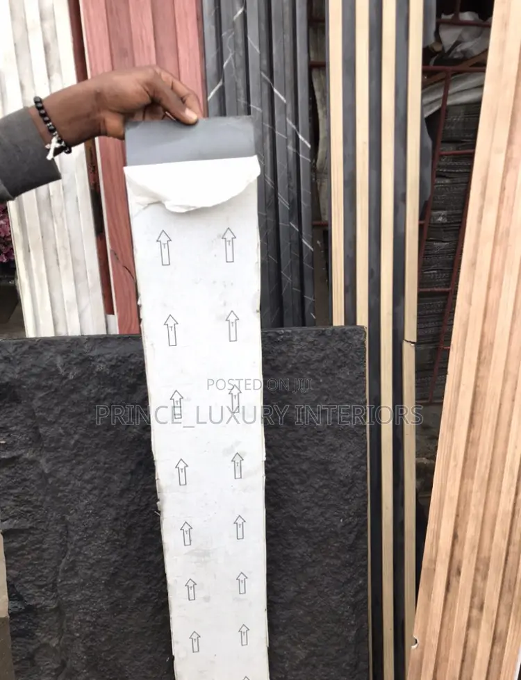 Vinyl Wooden Floor Tiles/ SPC Wooden Floor Tiles