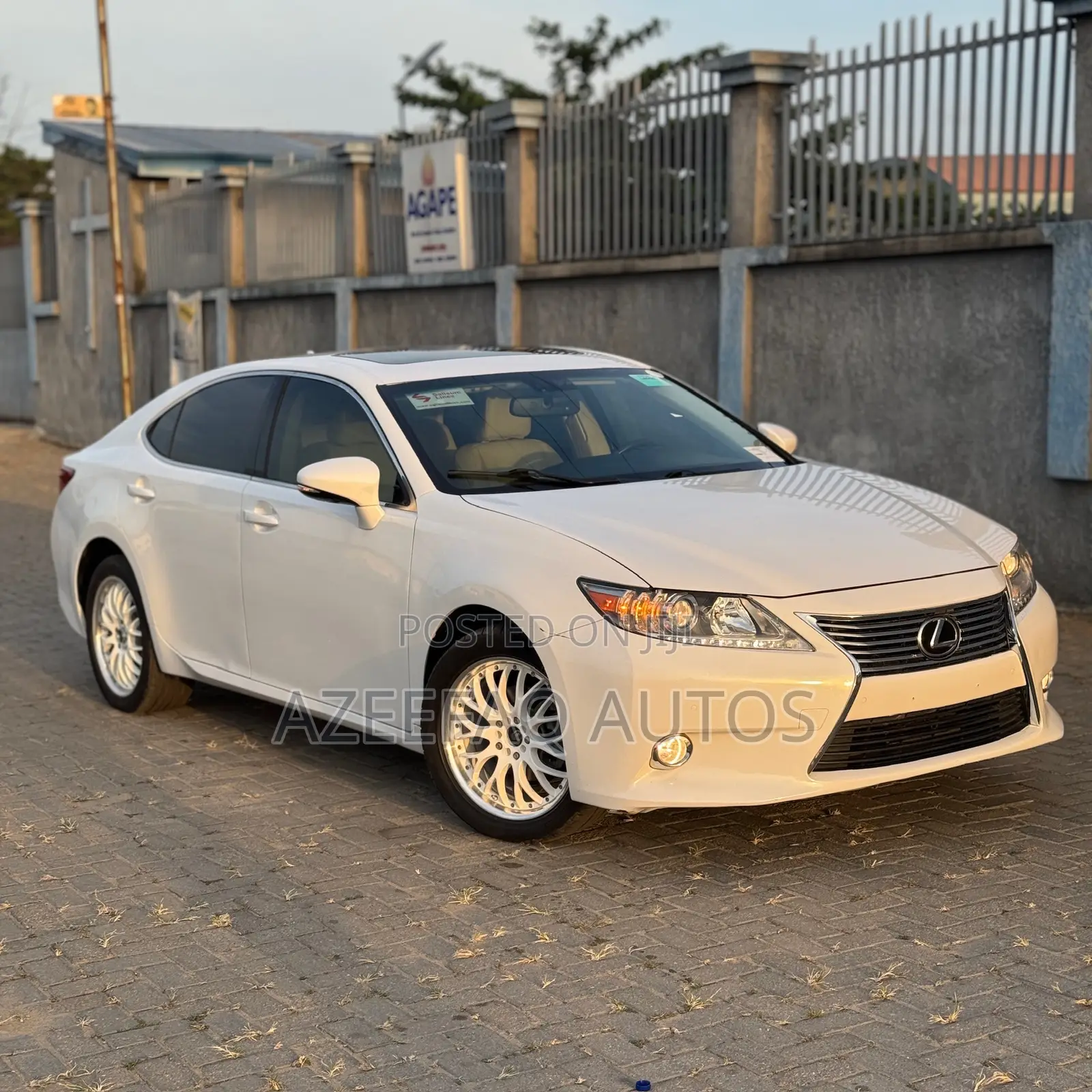 Lexus ES 350 FWD 2015 White