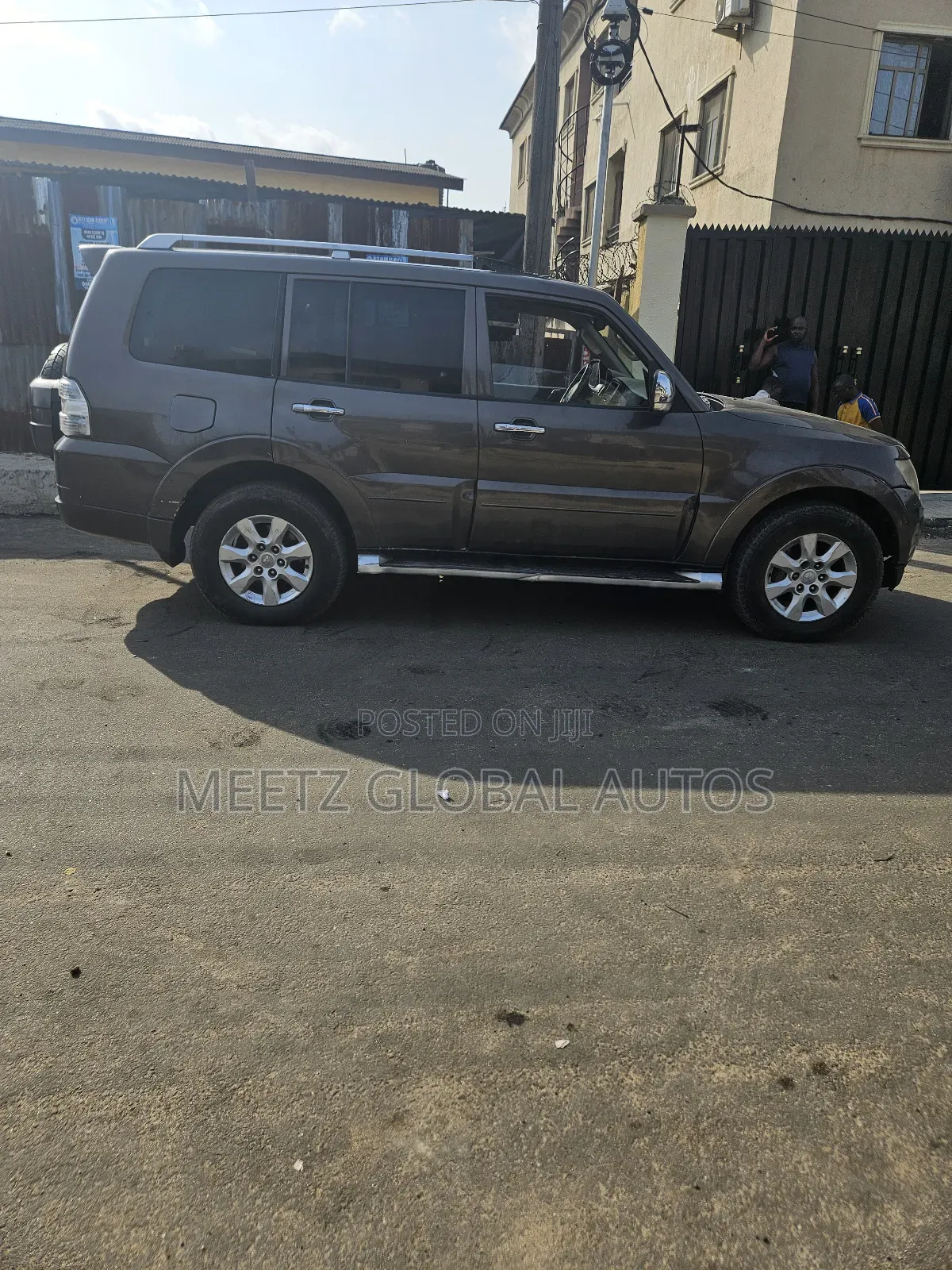 Mitsubishi Pajero 3.8 V6 GLS/GLX 2010 Brown
