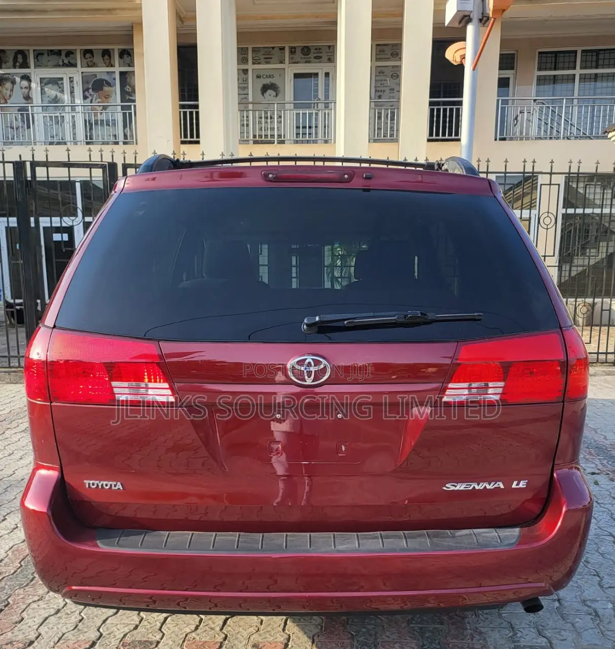 Toyota Sienna 2005 Red