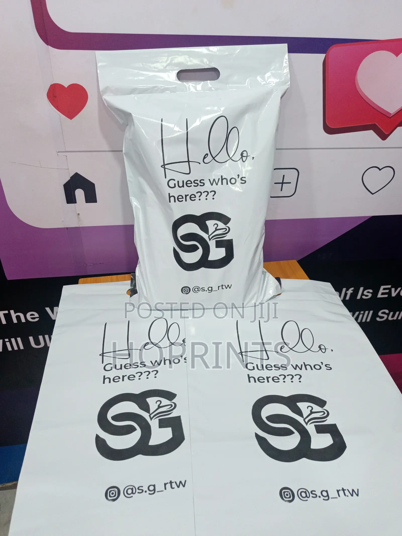 Bulk Courier Bag Printing for Businesses