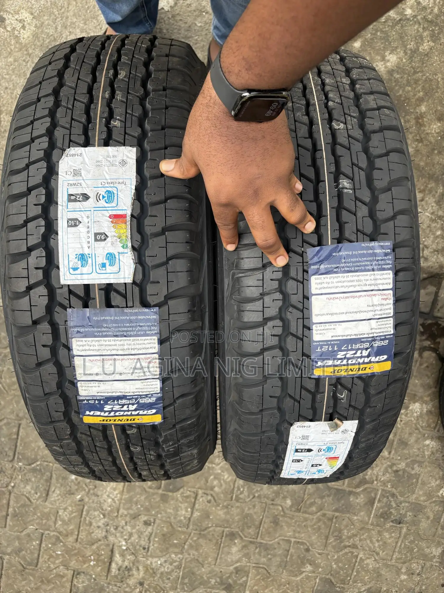 Brand New Dunlop Tires 265/65r17