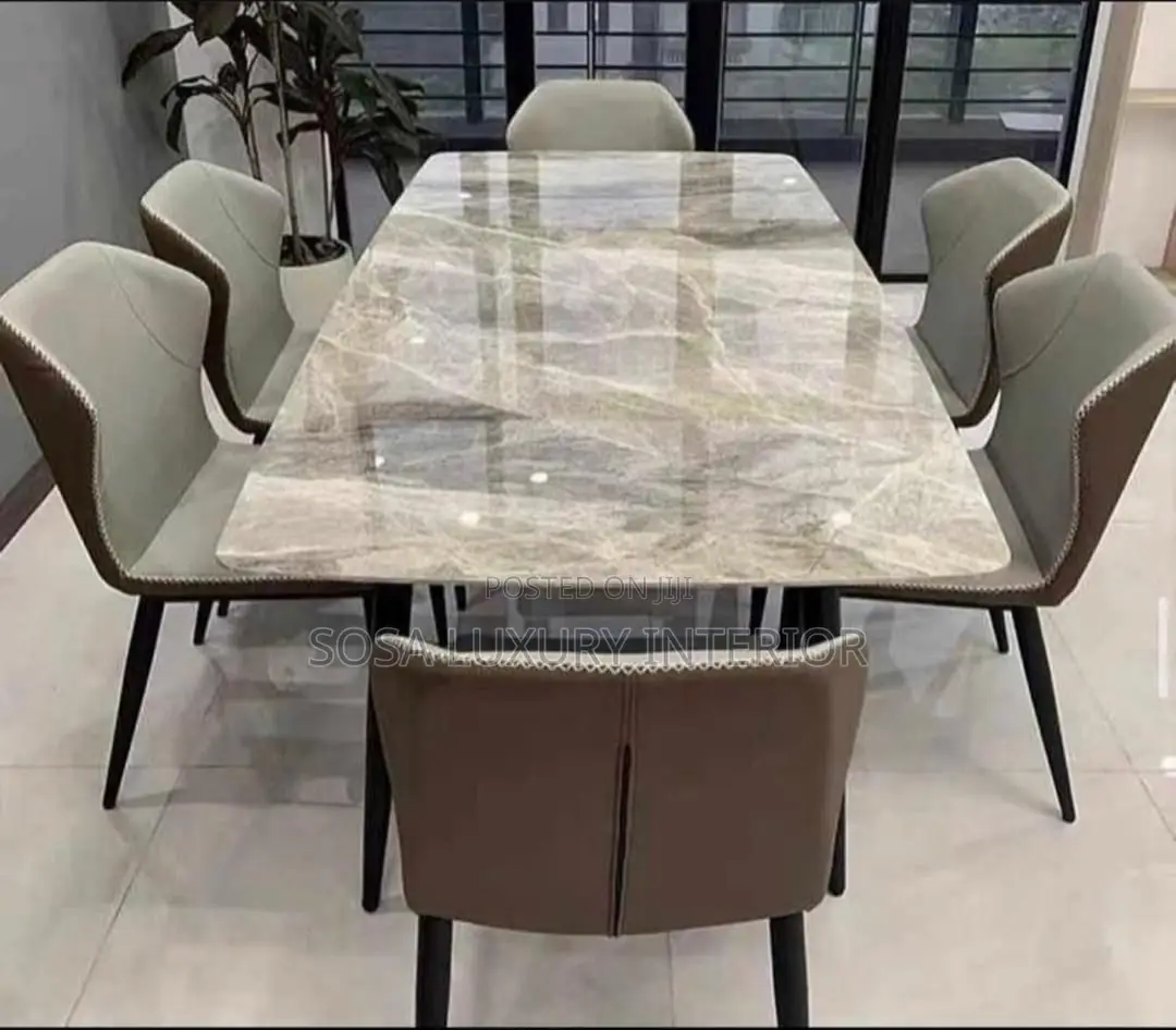Exclusive 6-Seater Marble Dining Table