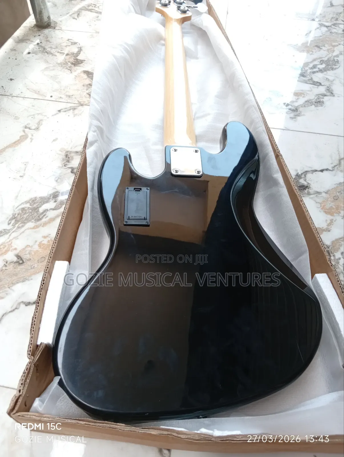 A Very High Quality Fender Jazz Bass Active Five Strings Blue Colour
