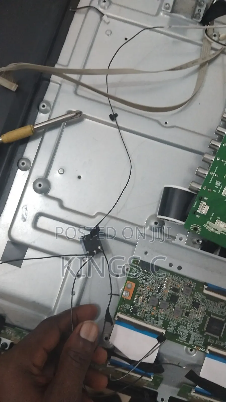 Tv Technician, We Repair All Kinds of Led Smart Tv Backlight