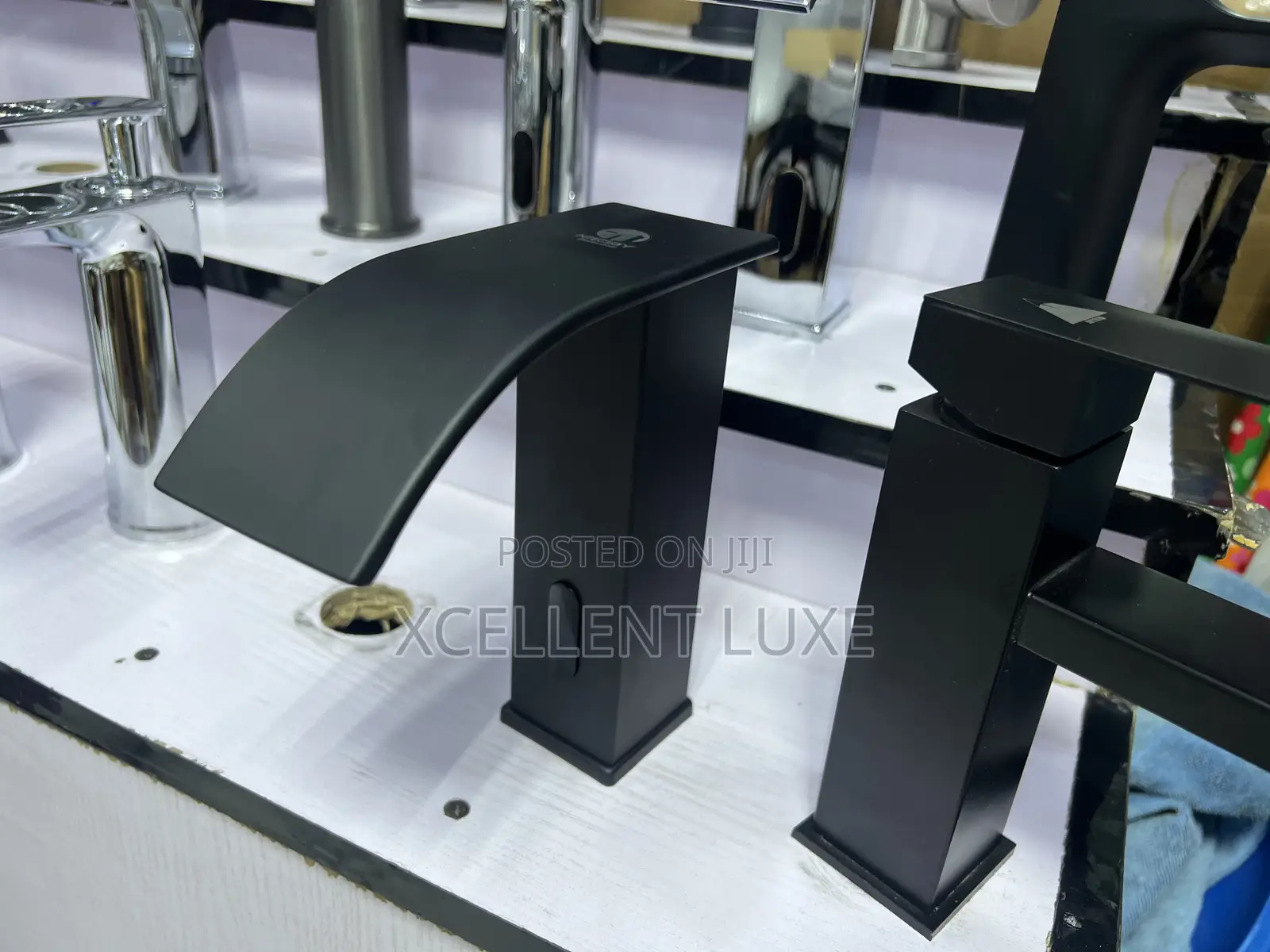 Sensor Basin Mixer Faucet (Touchless Faucet)