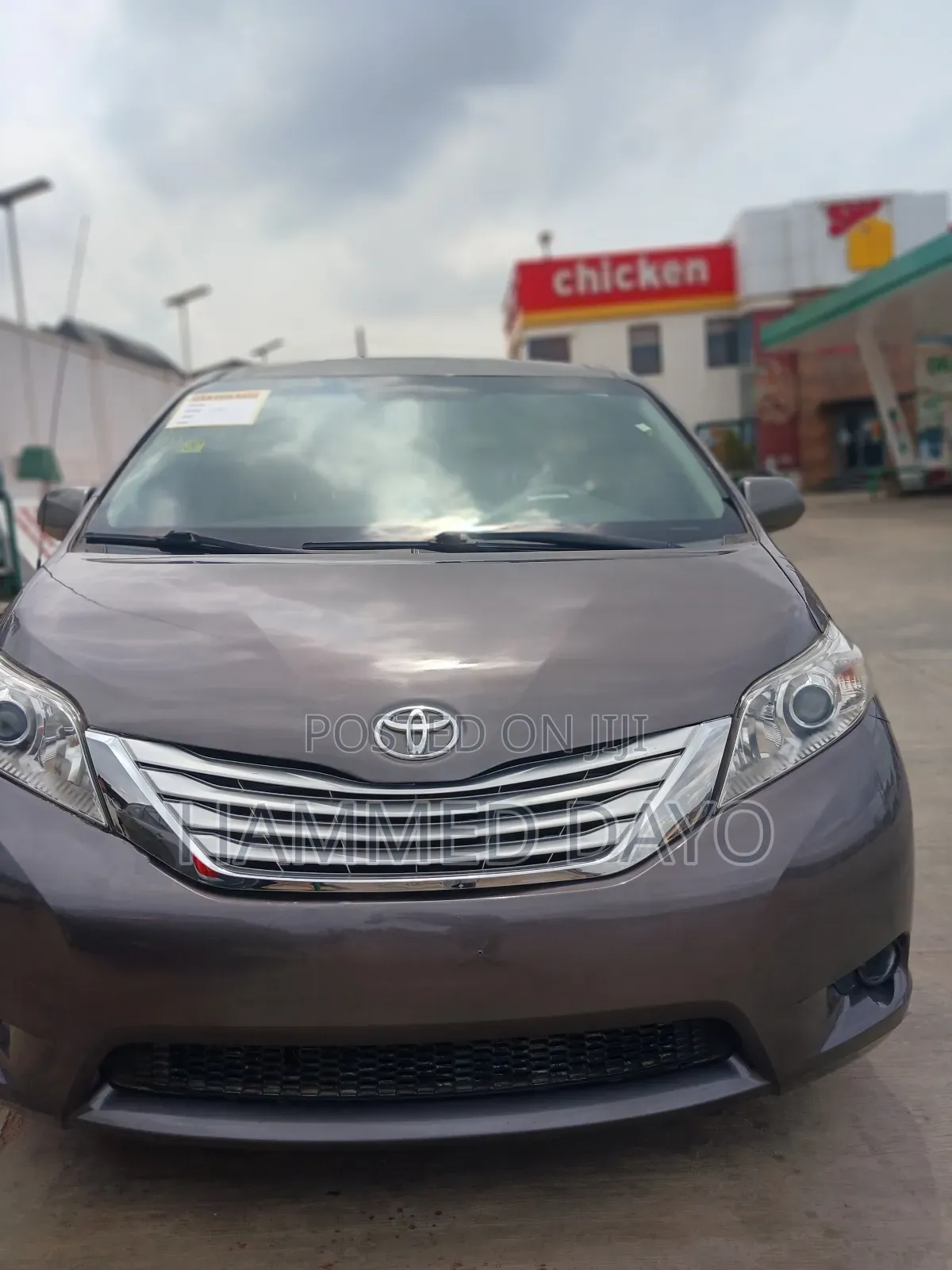 Toyota Sienna LE FWD 8-Passenger 2013 Gray