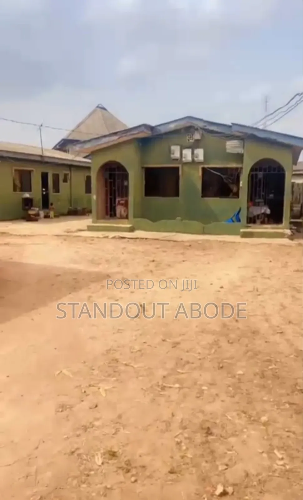 2bdrm Bungalow in In An Estate, Ipaja / Ipaja for sale