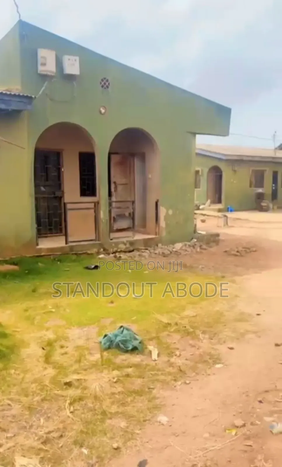 2bdrm Bungalow in In An Estate, Ipaja / Ipaja for sale