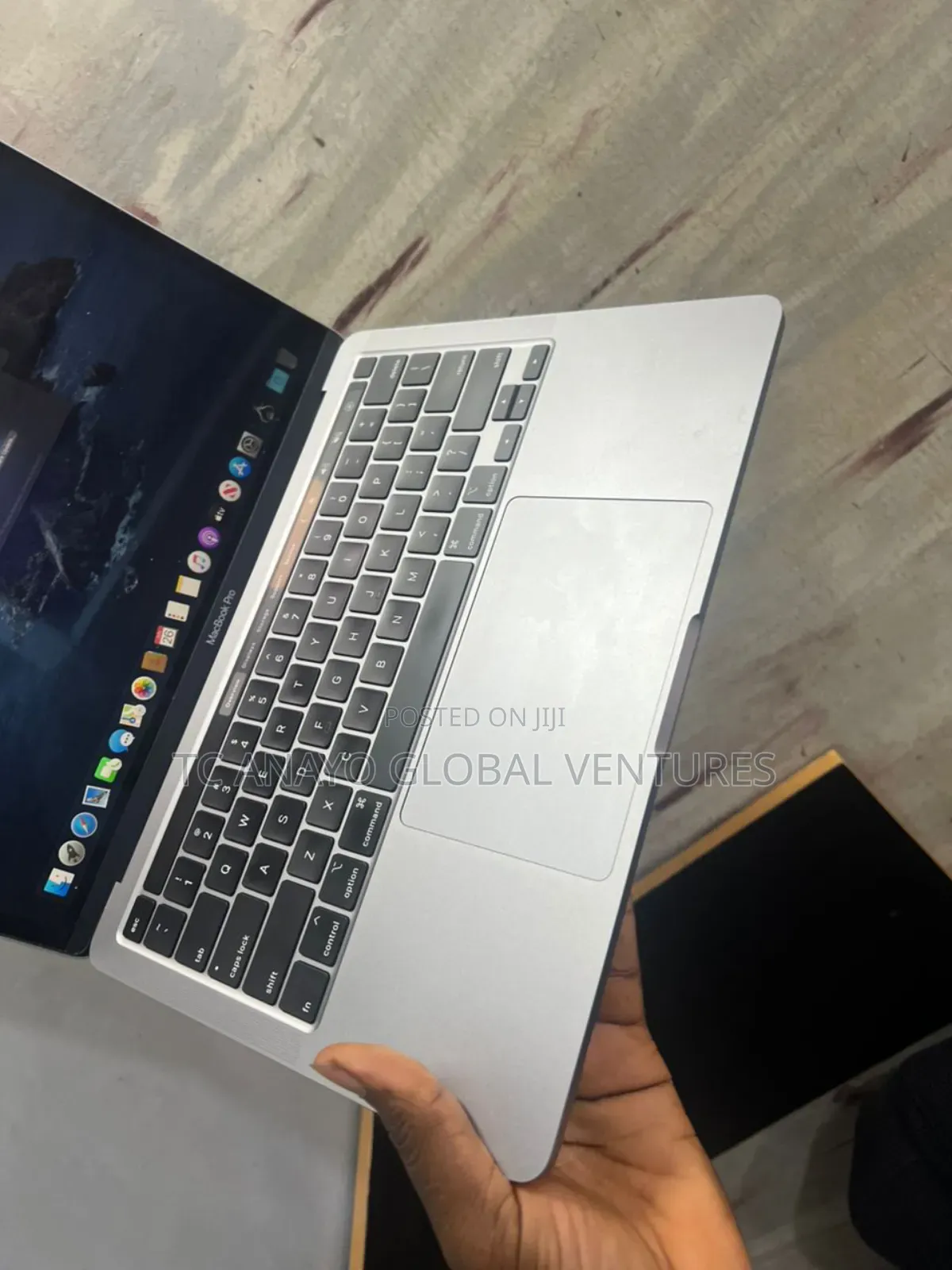 Laptop Apple MacBook Pro 2020 16GB Intel Core i7 SSD 1T
