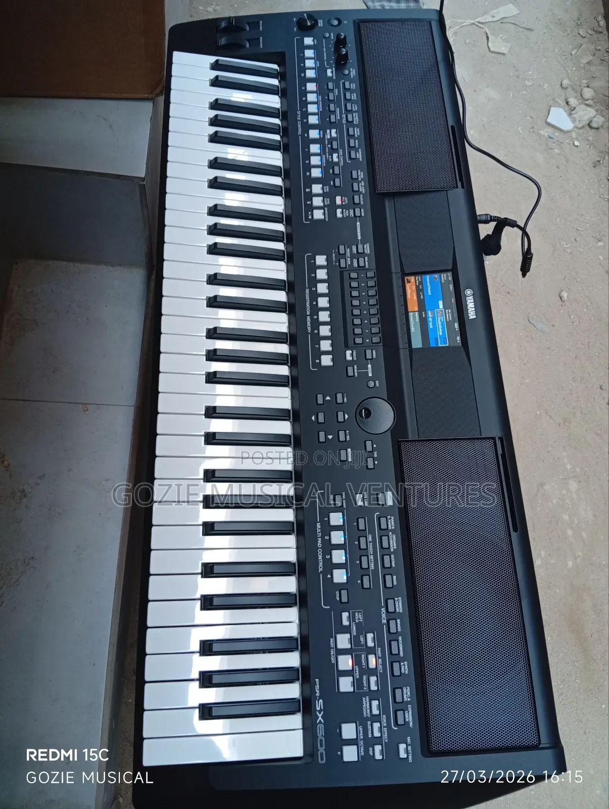 A Very High Quality Yamaha Keyboard PRS Sx 600 With Amazing Sound