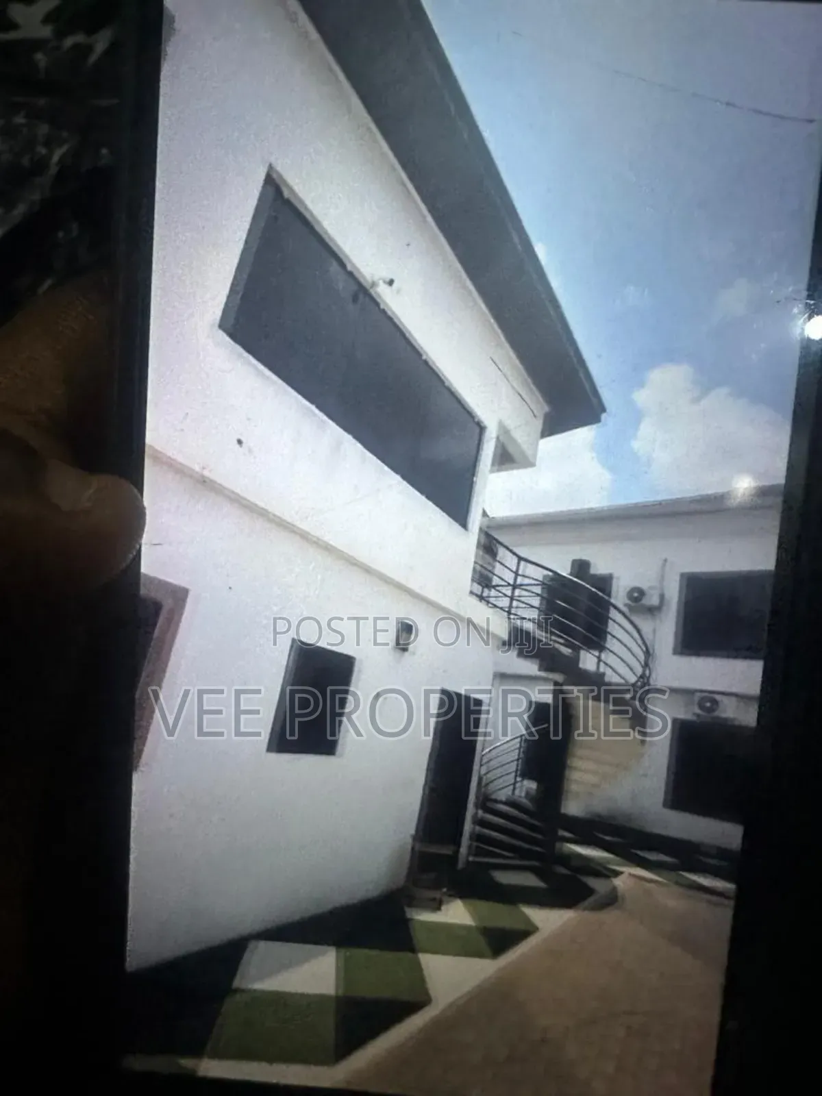Furnished 3bdrm Apartment in Ugbor, Benin City for sale