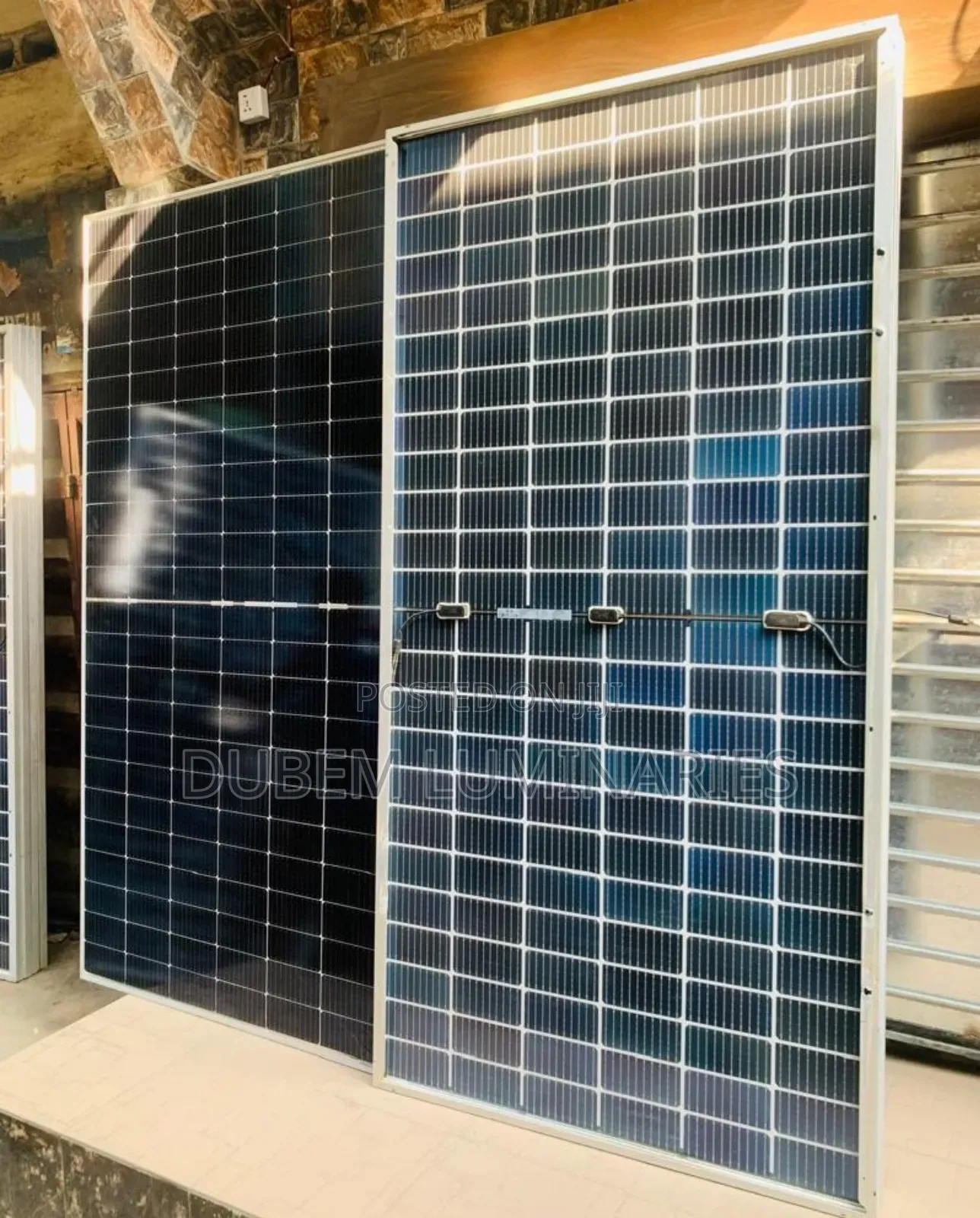Jinko 550watts Panel
