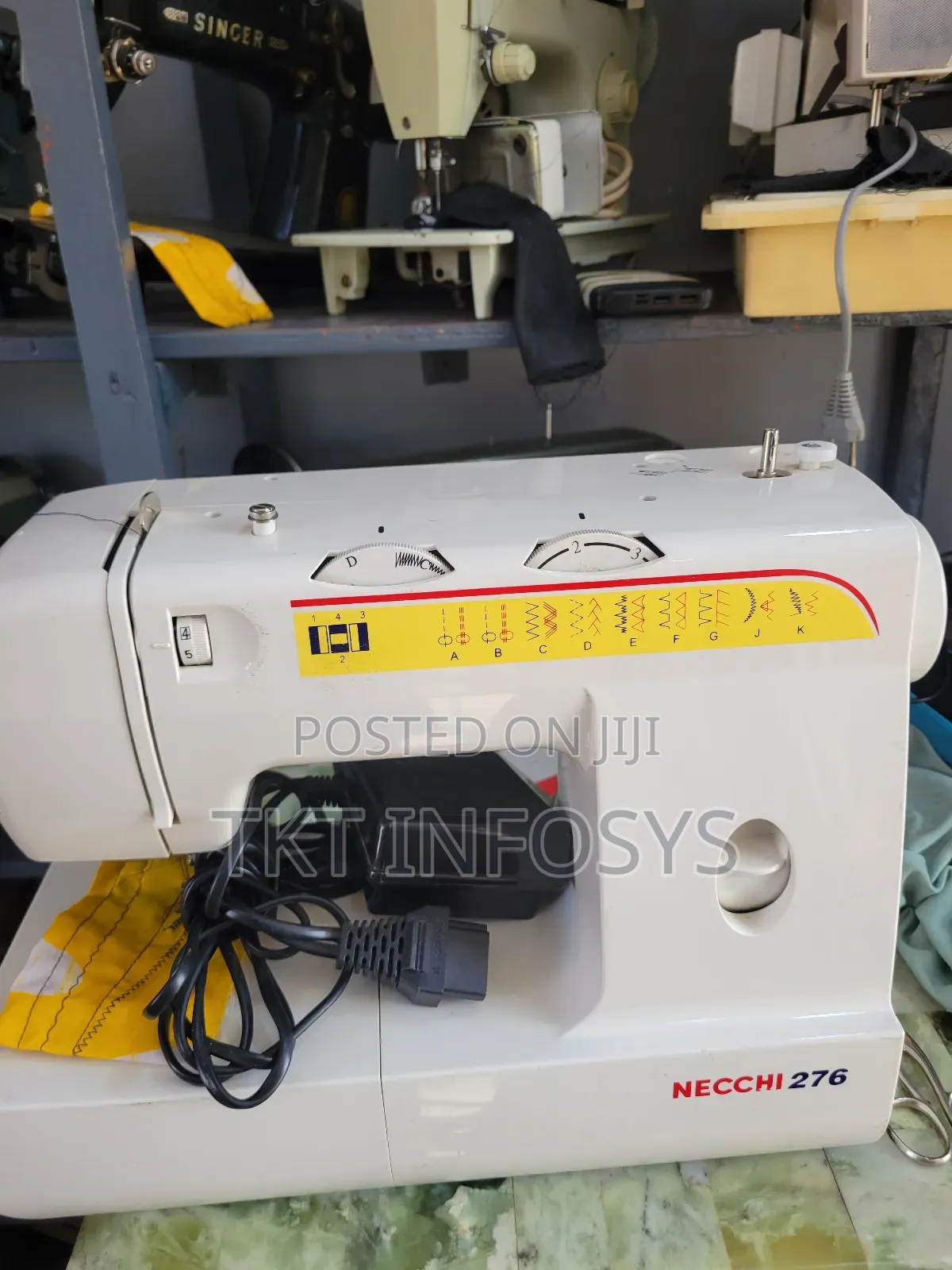 Necchi 276 Heavy Duty Design Machine