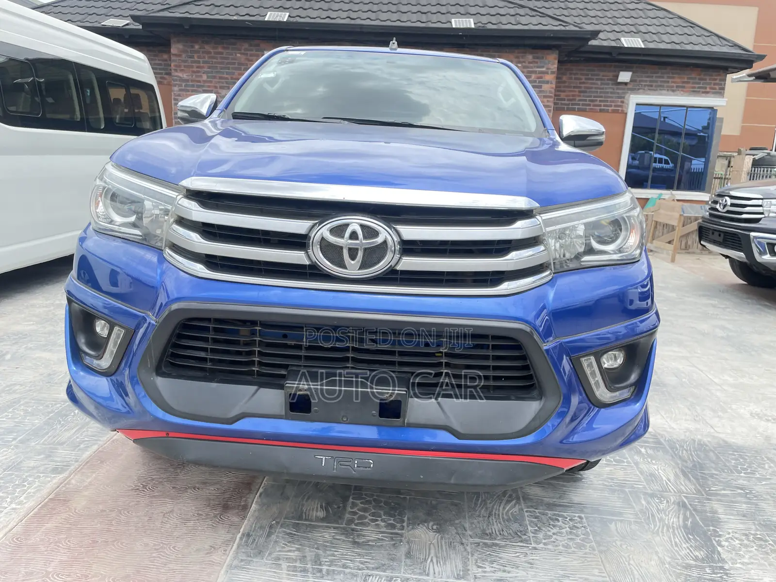 Toyota Hilux 2020 Blue