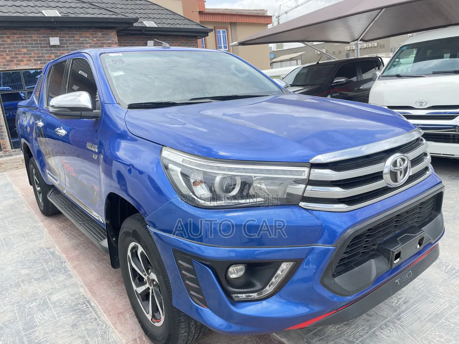 Toyota Hilux 2020 Blue