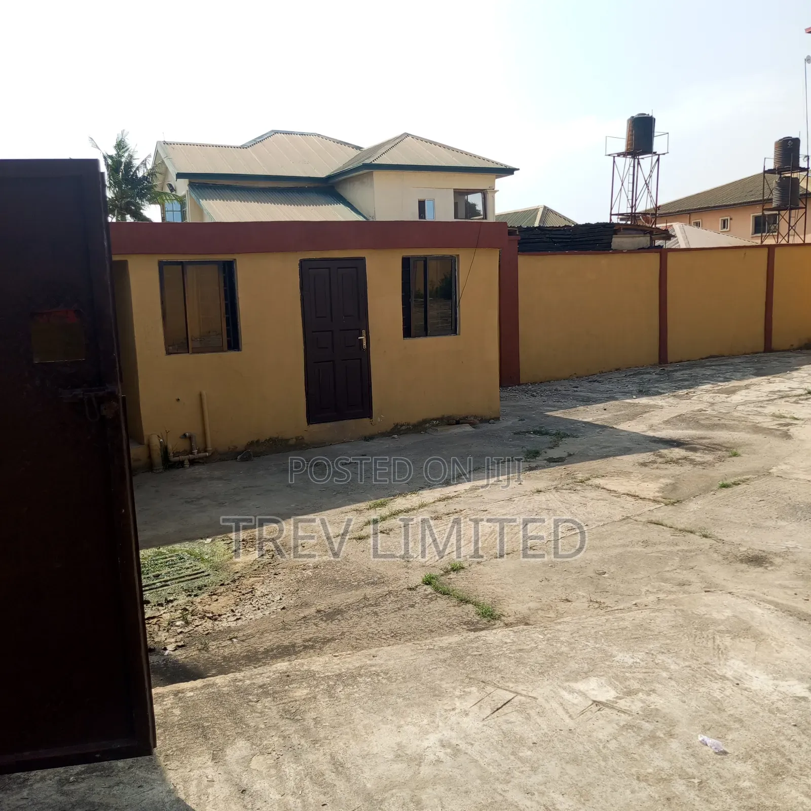 3bdrm Duplex in Rockstone Estate for sale