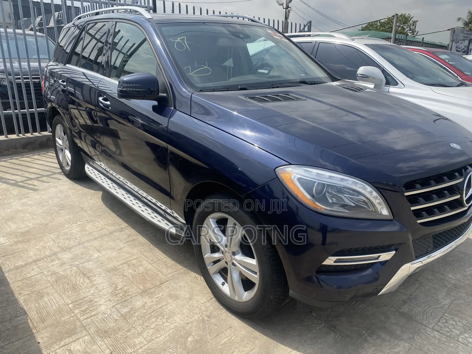 Mercedes-Benz M Class ML350 4MATIC 4dr SUV AWD (3.5L 6cyl 7A) 2014 Blue