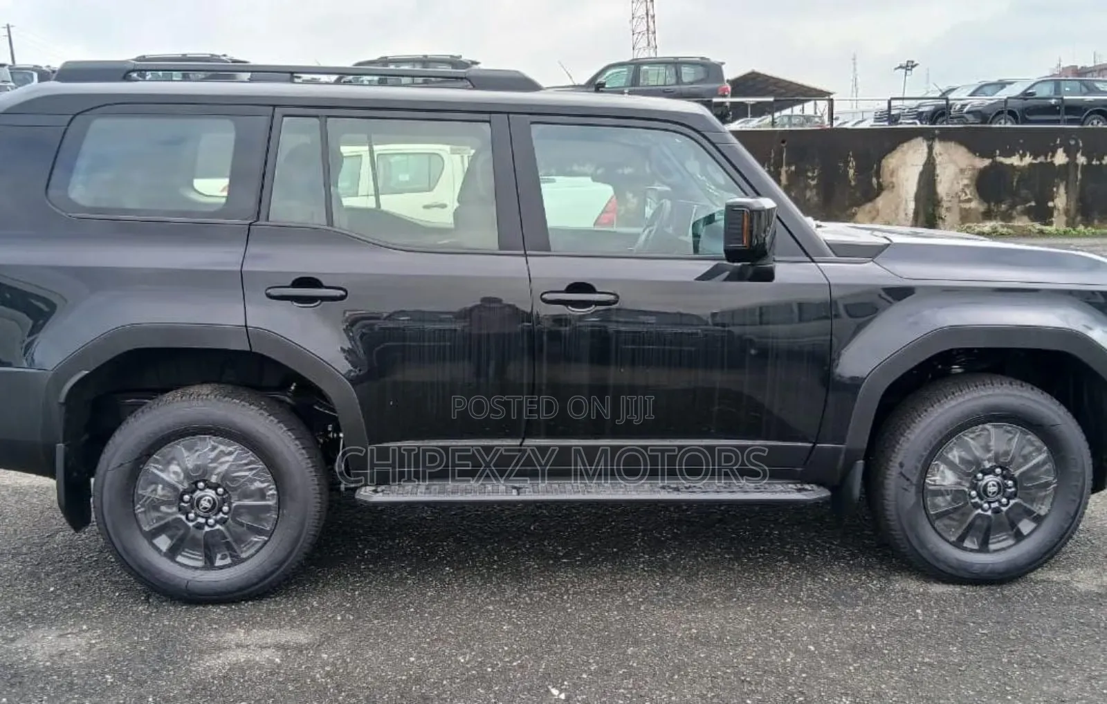 New Toyota Land Cruiser Prado 2.7 2025 Black