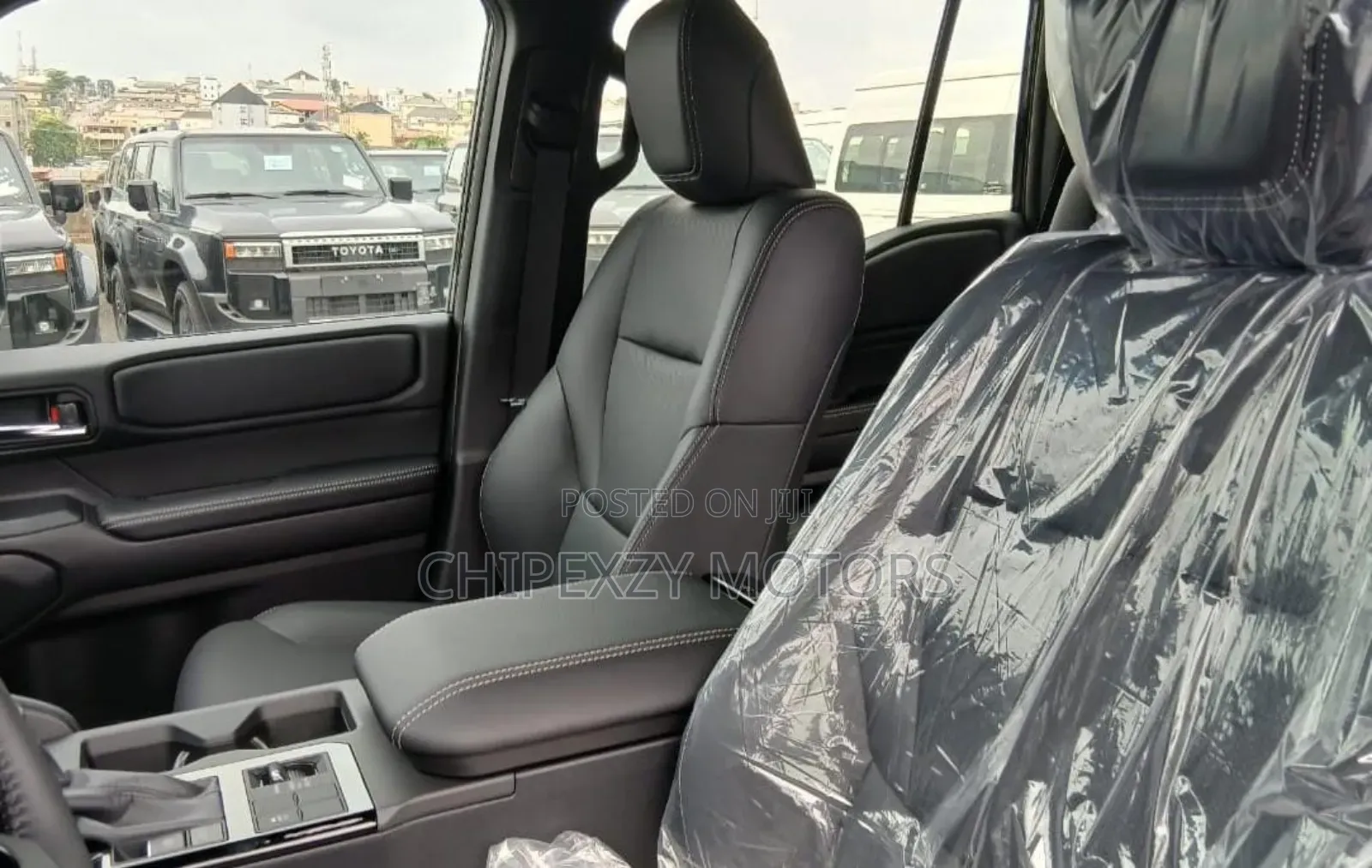 New Toyota Land Cruiser Prado 2.7 2025 Black