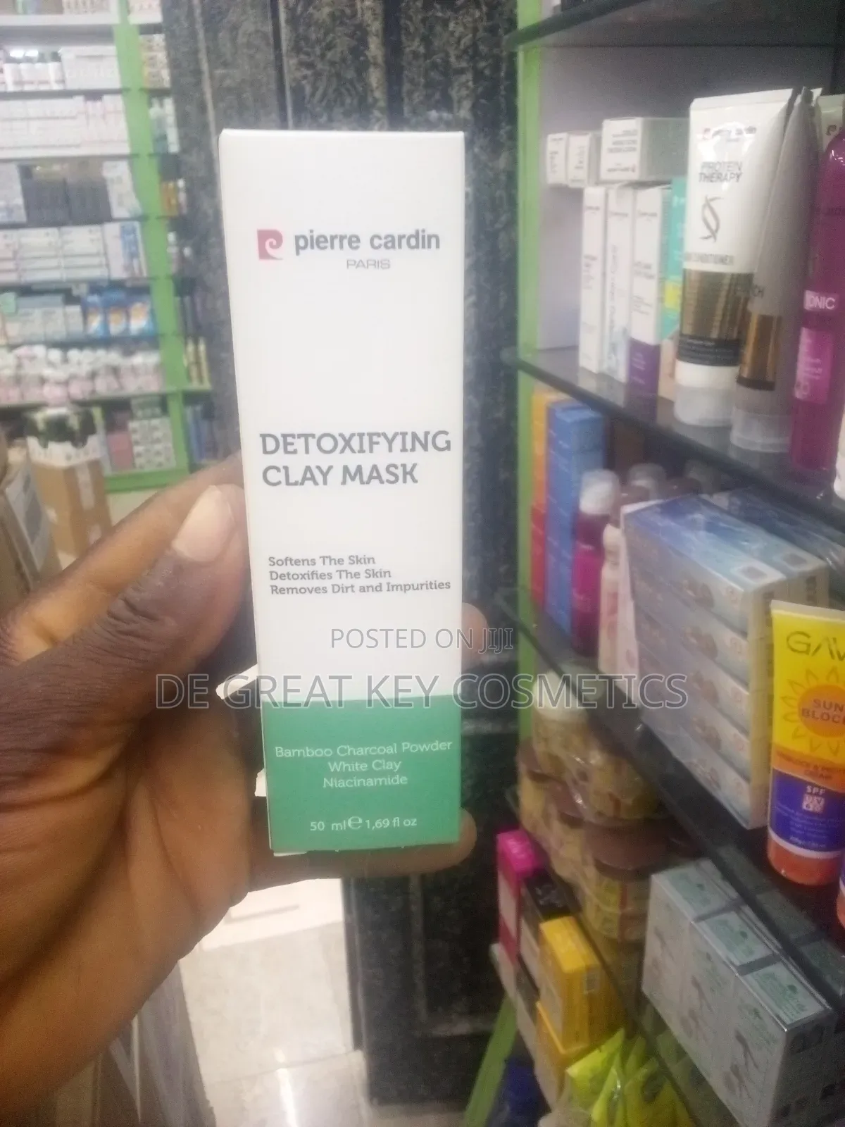 Pierre Cardin Paris Detoxifying Clay Mask