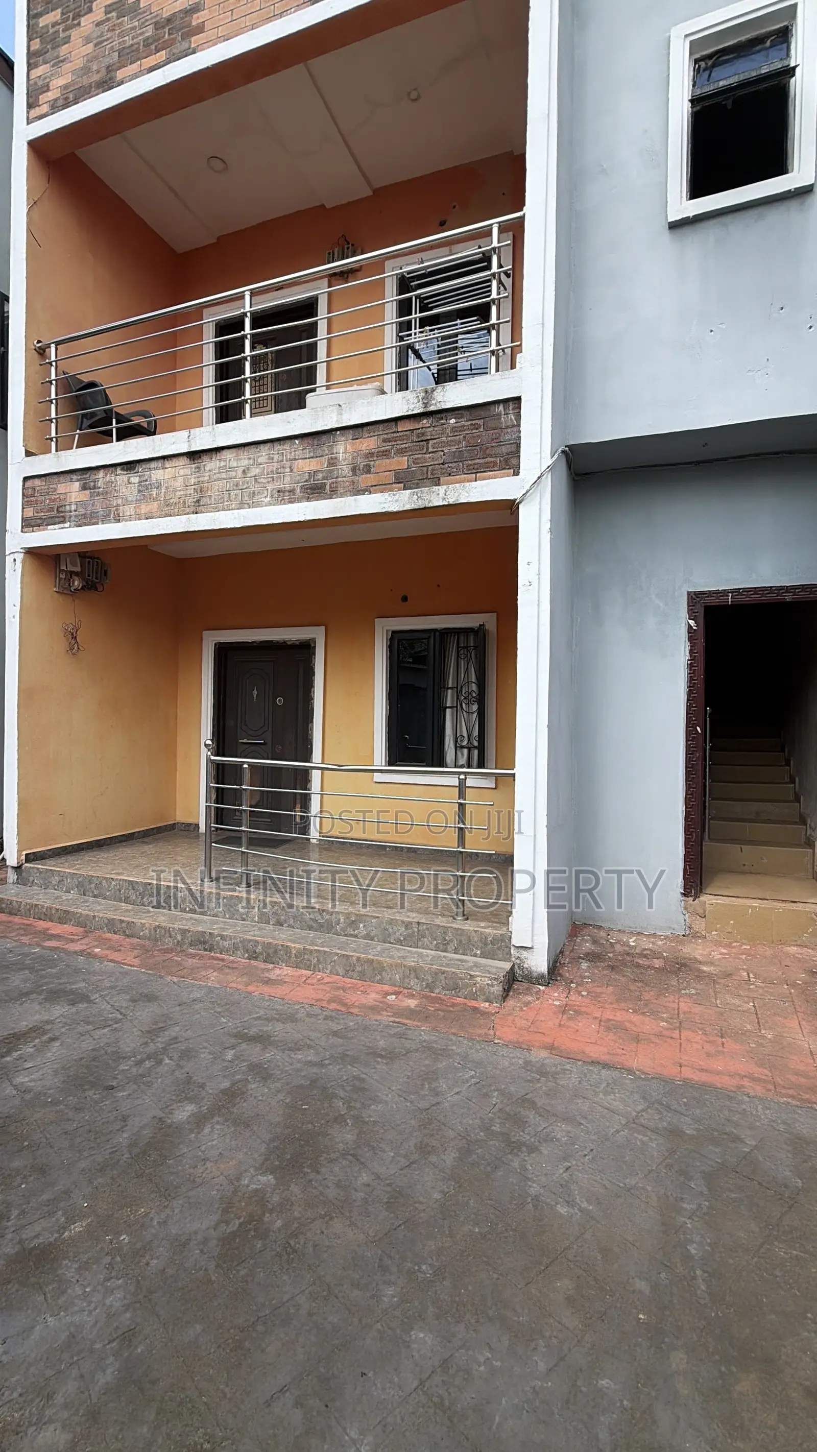 2bdrm Block of Flats in Oghoghobi, Benin City for sale