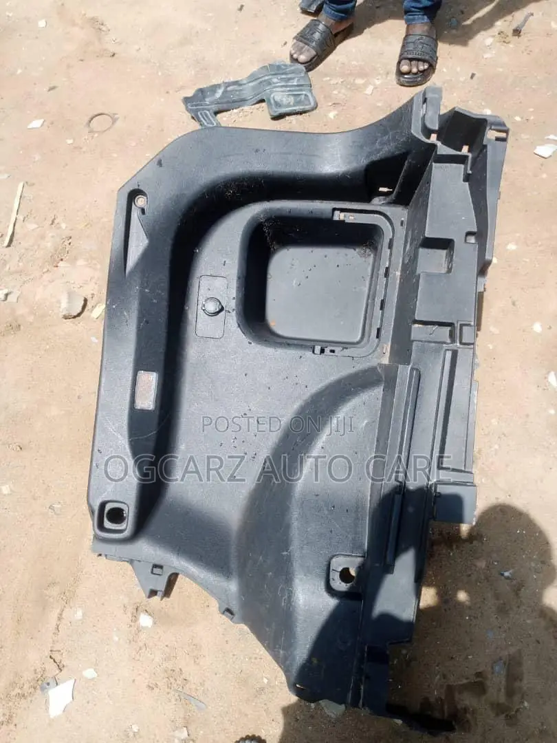 Booth Side Plastic Rav4 2020 / 2023 Available Now