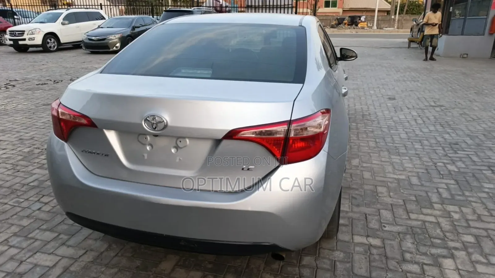 Toyota Corolla 2018 Silver