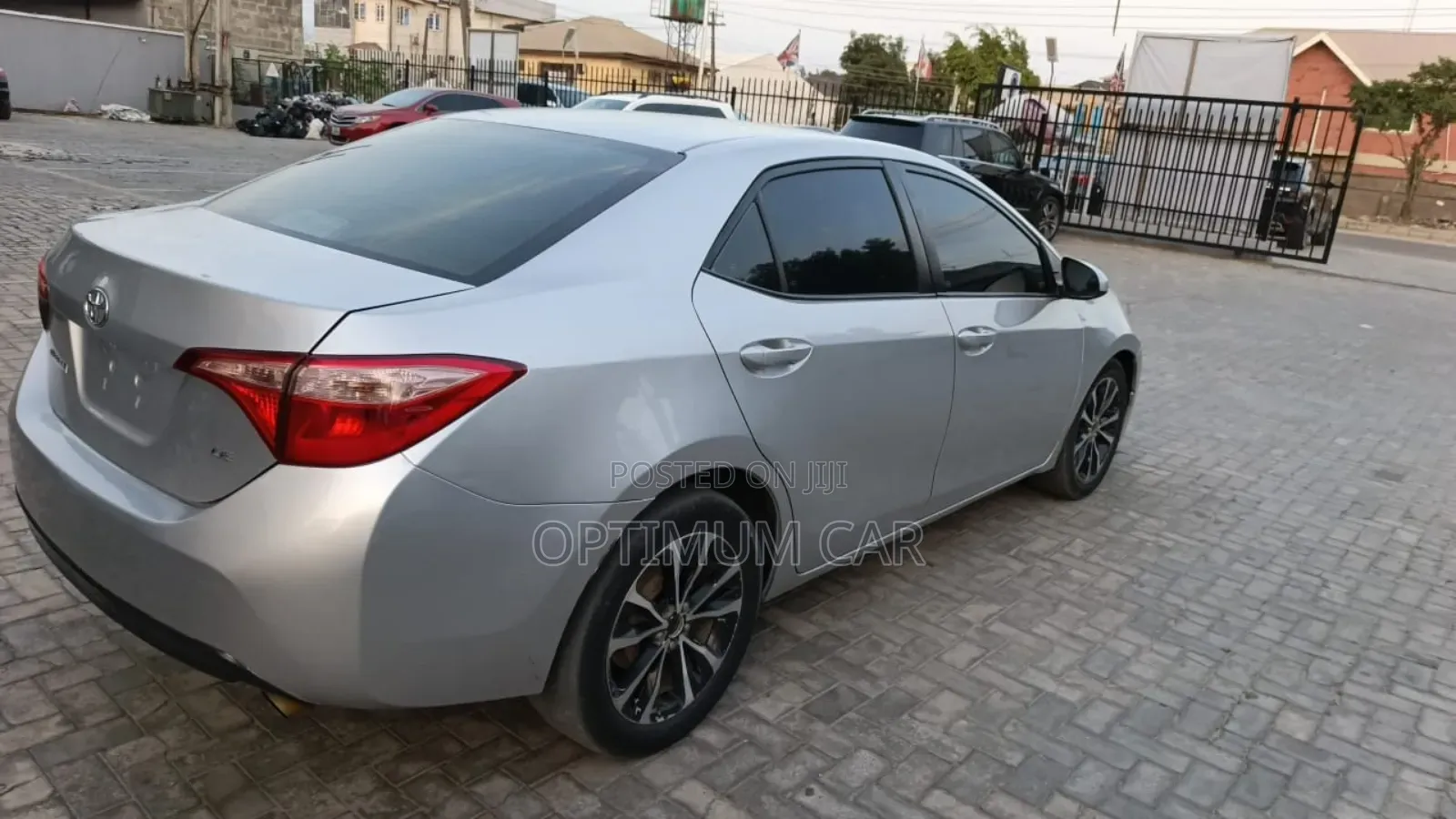 Toyota Corolla 2018 Silver