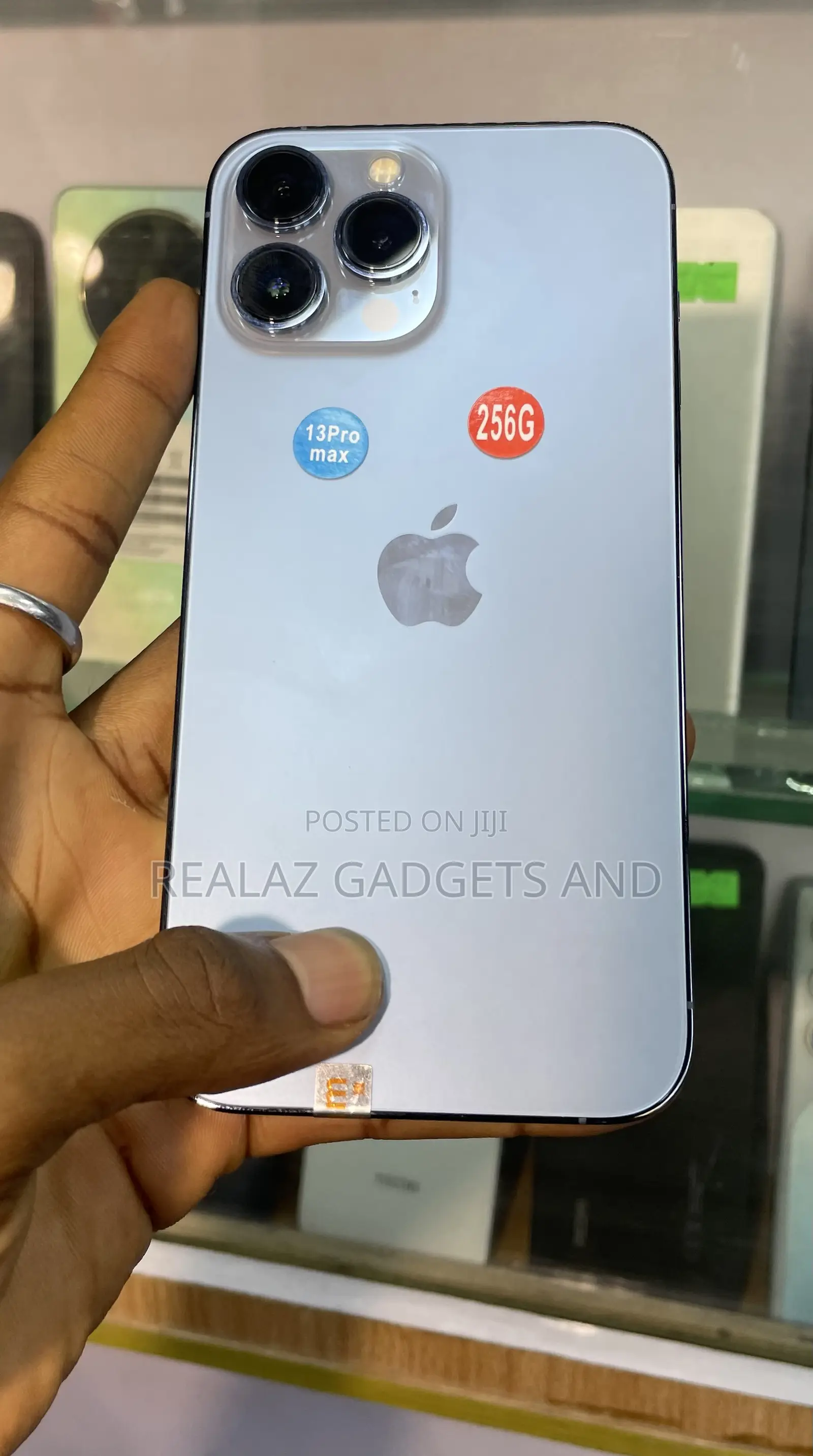 New Apple iPhone 13 Pro Max 256 GB Silver
