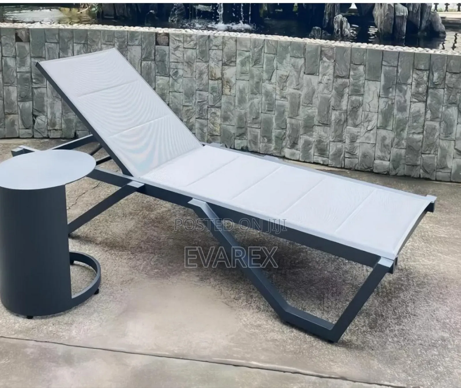Luxury Poolside Chair/Bed
