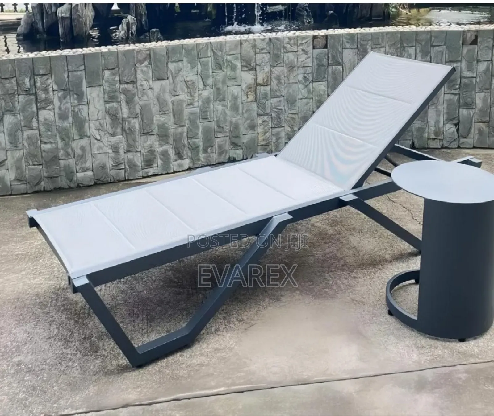 Luxury Poolside Chair/Bed