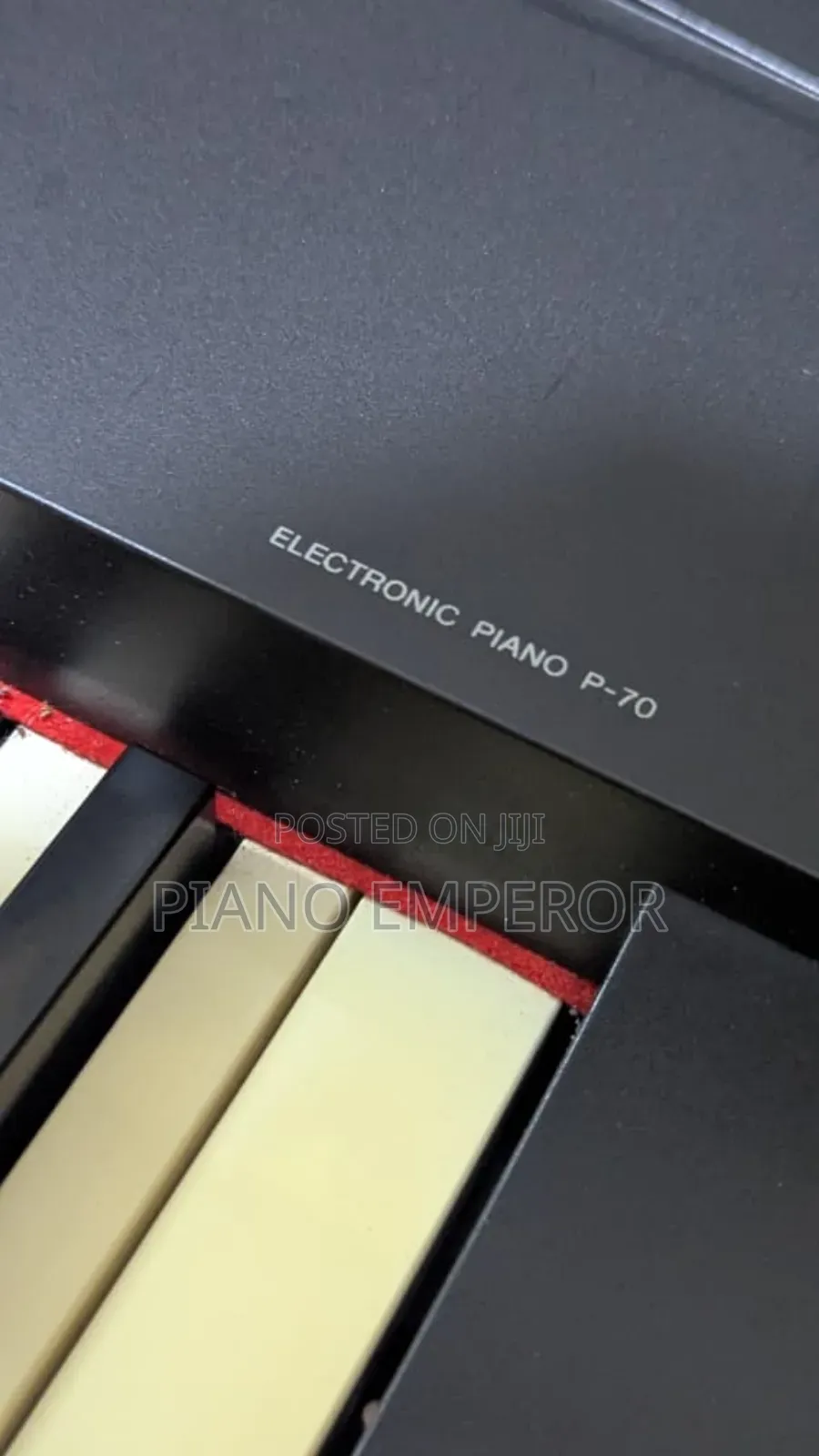  Yamaha P-70 