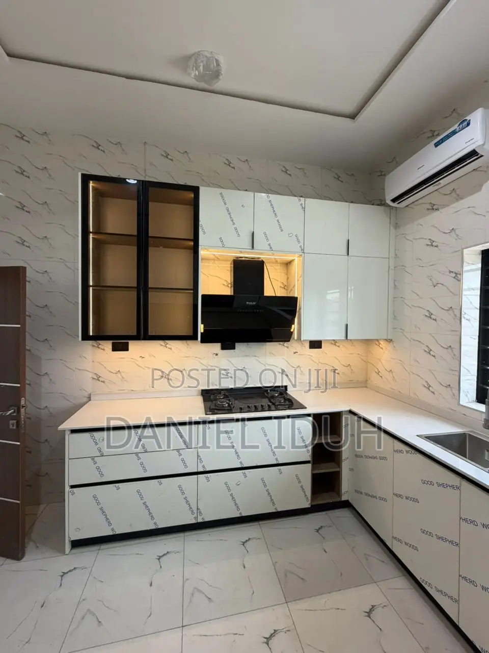 4bdrm Duplex in Guzape District for sale