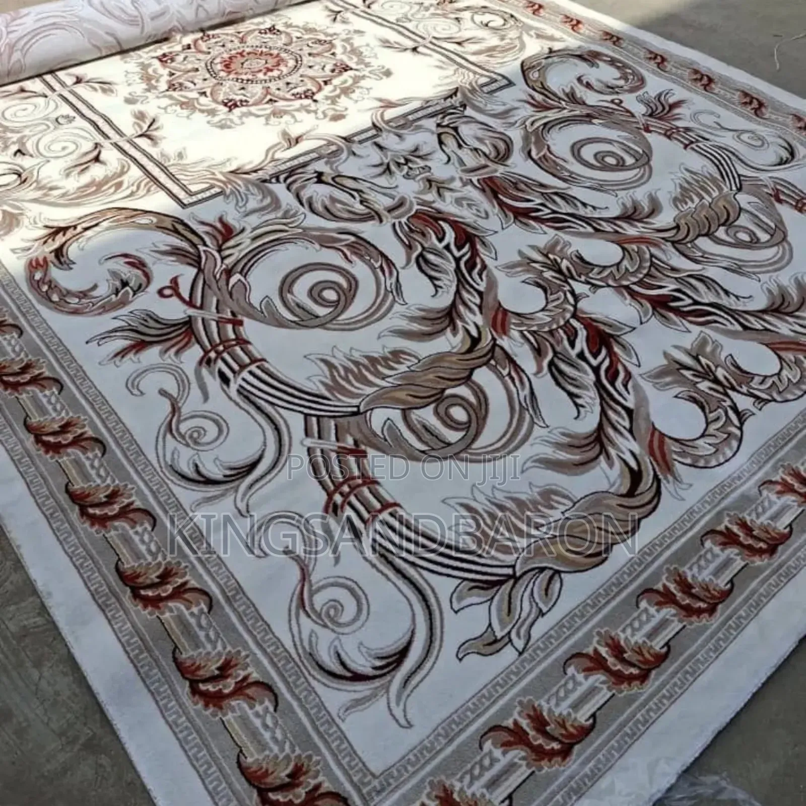 8x11fts Wine and Cream Arabian Center Rug (4×6)