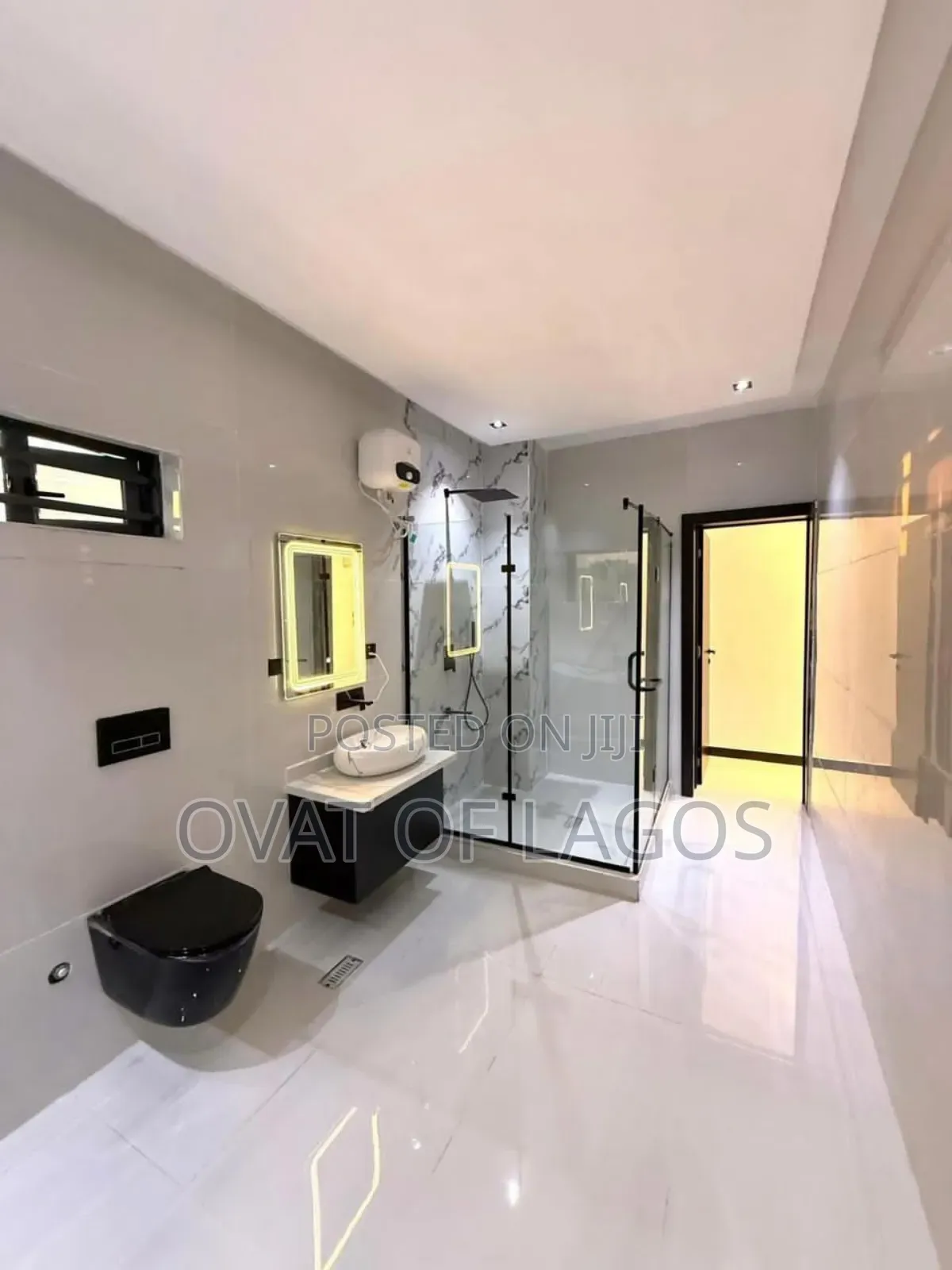 5bdrm Duplex in Ologolo for sale