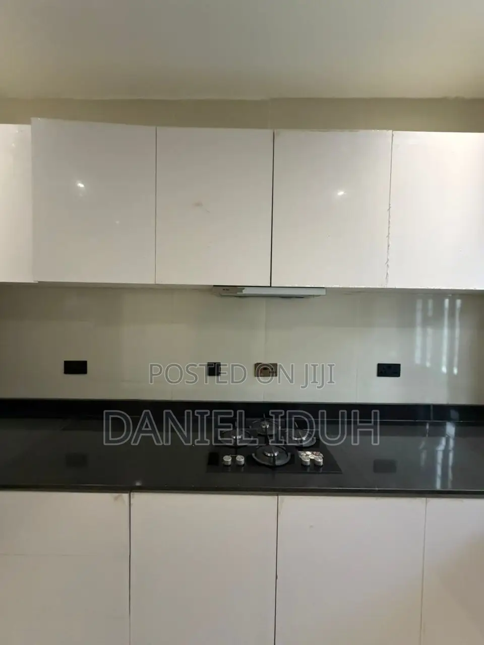 4bdrm Duplex in Guzape District for sale