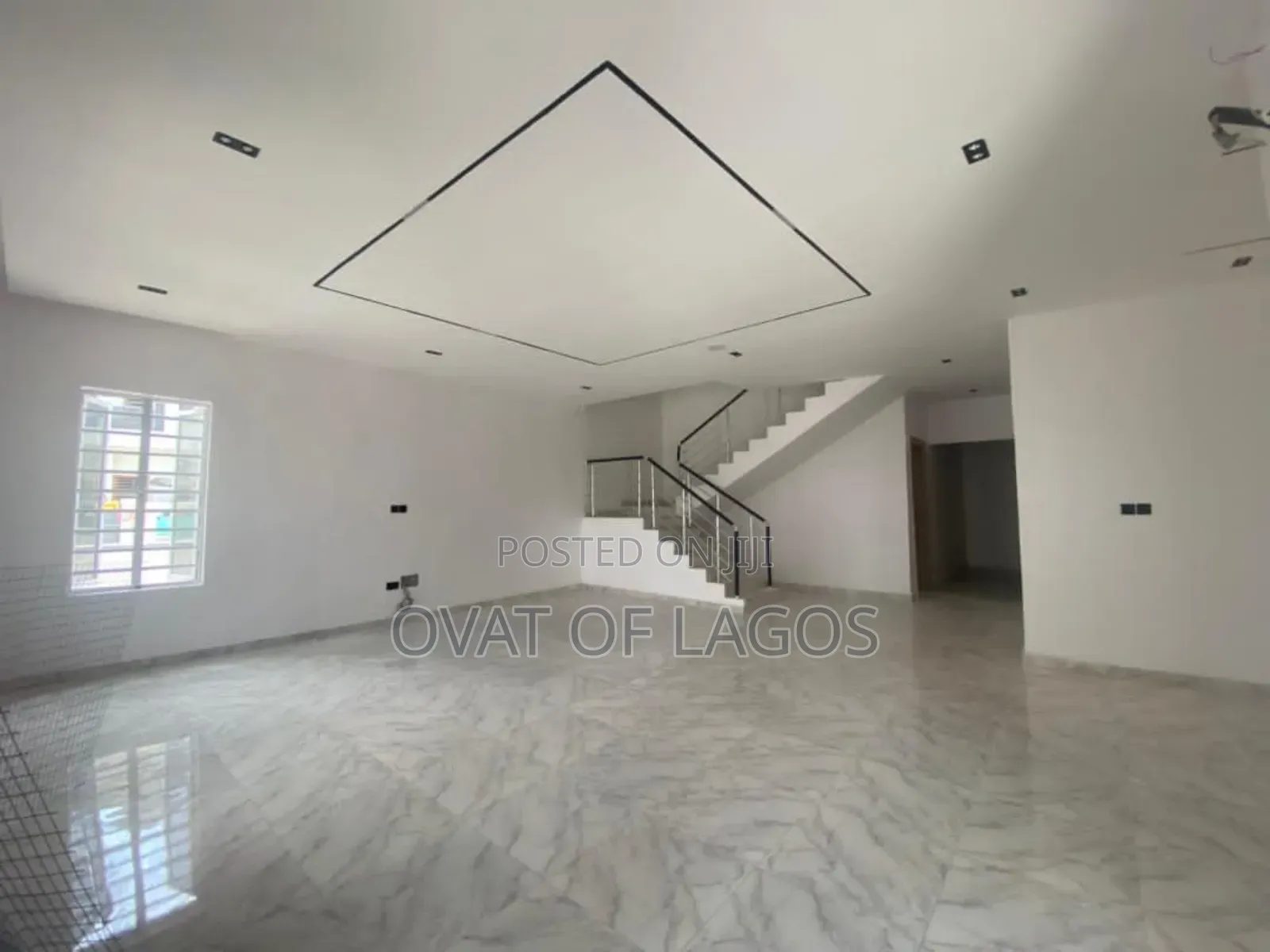 5bdrm Duplex in Ikota for rent